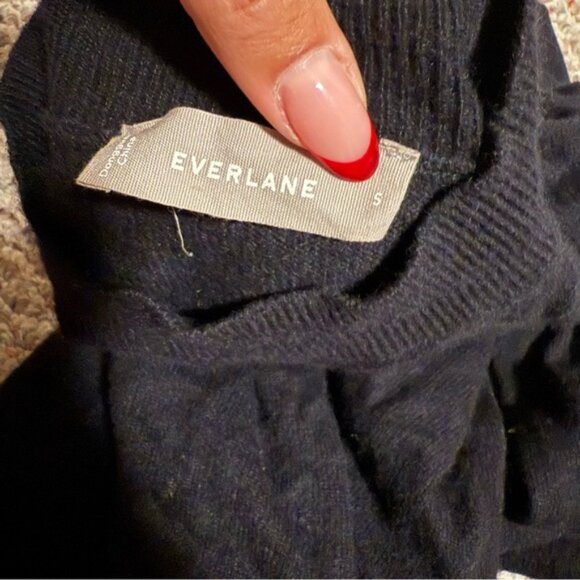 EVERLANE Pullover Mock Neck 100% Cashmere Sweater Black- Size Small - Picture 6 of 11